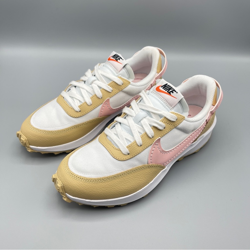 Women's Shoes Nike Waffle Debut txt/ Size 7.5